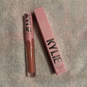 Kylie Cosmetics NWT Kylie Jenner New Matte Liquid Lipstick 820  0.10 Fl Oz